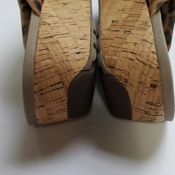 Rockport Land Blvd Animal Print Criss Cross Strap Sandals Sz 5.5 - Picture 6 of 7